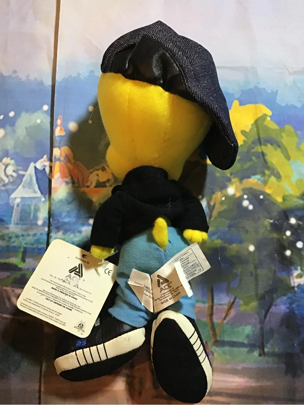 Vintage tweety bird hip hop plush -NWT